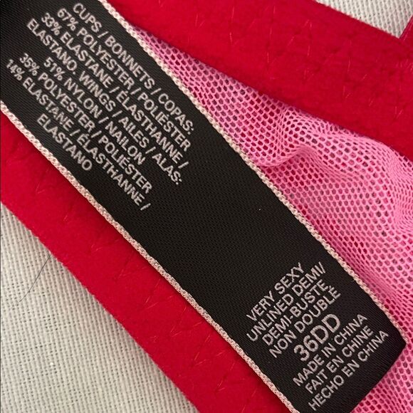 Victoria’s Secret Dream Angels Push-Up Red Lace Underwire Bra Size 36DD - Picture 7 of 7